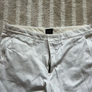 J Crew Men’s White Pants